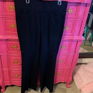 Torrid size 1 regular inseam stretch wide leg dress pants with pockets!